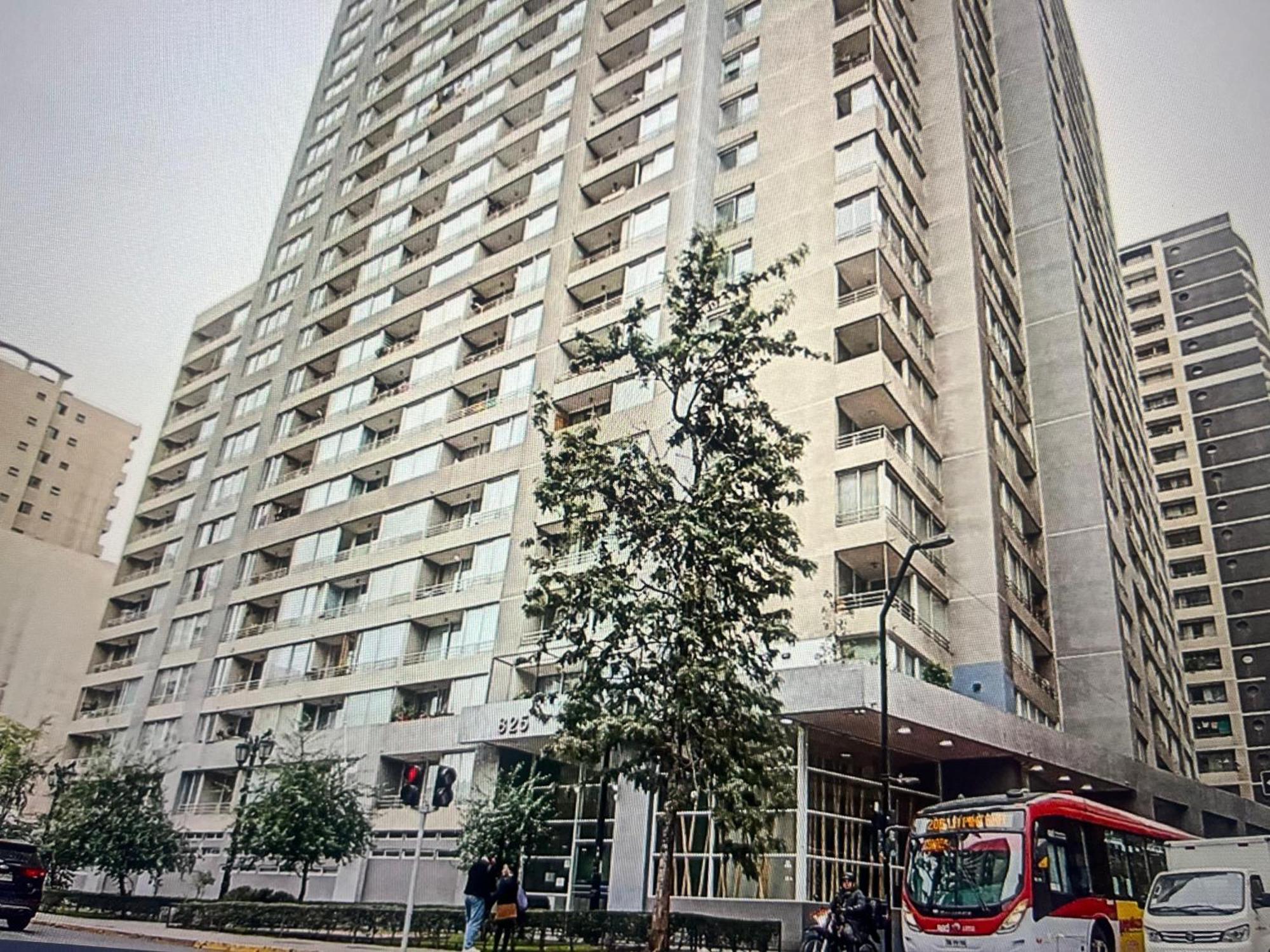 Cerca Movistar Arena Y A Pasos Del Metro Universidad De Chile Con Estacionamiento Santiago de Chile Eksteriør billede